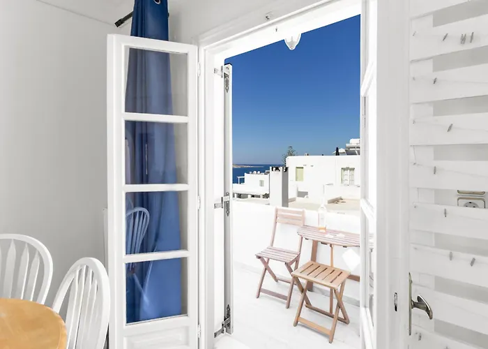 아파트 Blue House