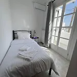 Blue House Naousa (Paros)